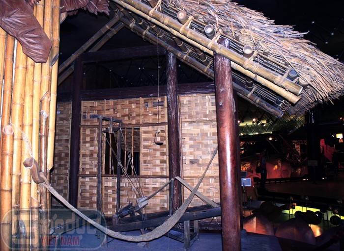 Một phần trong ngôi nhà thời thơ ấu của Bác Hồ được tái hiện tại Hà Nội